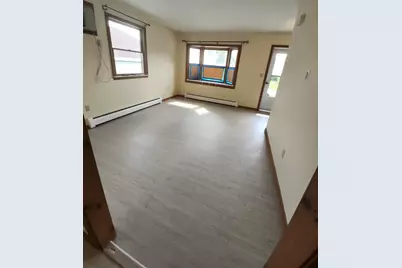 11 Dineen St #1, Springfield, MA 01104 - Photo 10