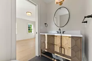 287 Merrimac St, Newburyport, MA 01950 - Photo 38