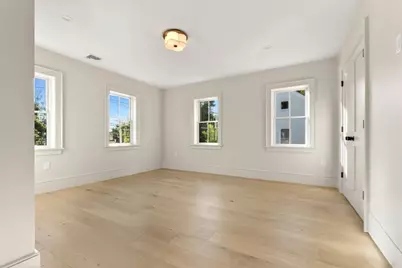 287 Merrimac St, Newburyport, MA 01950 - Photo 38