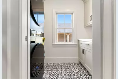 287 Merrimac St, Newburyport, MA 01950 - Photo 42