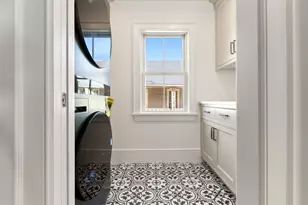 287 Merrimac St, Newburyport, MA 01950 - Photo 42