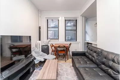 54 Burbank St #1, Boston, MA 02115 - Photo 4