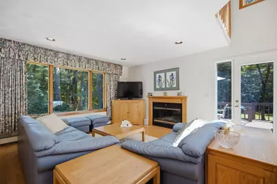 176 Pegan Ln, Dover, MA 02030 - Photo 8