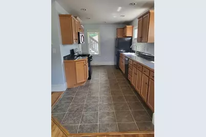 83 Lamb St, South Hadley, MA 01075 - Photo 6