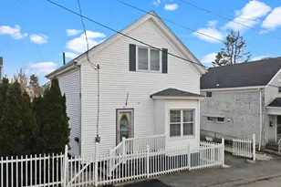 31 Sachem St, Fall River, MA 02724 - Photo 1