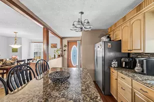 31 Sachem St, Fall River, MA 02724 - Photo 12