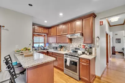 34 Summer St, Somerville, MA 02143 - Photo 22