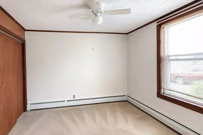 34 Everett St, Fall River, MA 02723 - Photo 10