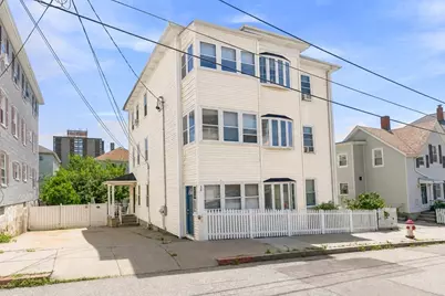 34 Everett St, Fall River, MA 02723 - Photo 2