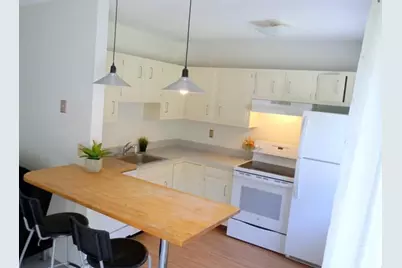 170 E Hadley Rd #12, Amherst, MA 01002 - Photo 4