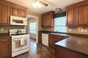 23 Cherry Dr, Wilbraham, MA 01095 - Photo 6