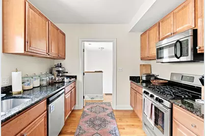 29 Elmwood Street, Somerville, MA 02144 - Photo 16