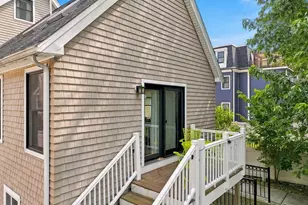 29 Elmwood St, Somerville, MA 02144 - Photo 4