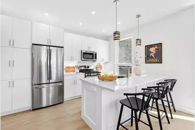 1246 Broadway #3, Somerville, MA 02144 - Photo 4