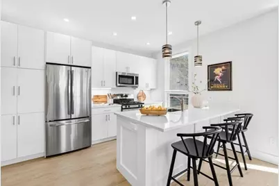 1246 Broadway #3, Somerville, MA 02144 - Photo 4