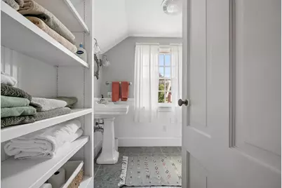 11 Prospect St, Dartmouth, MA 02748 - Photo 18