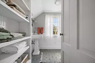 11 Prospect St, Dartmouth, MA 02748 - Photo 18