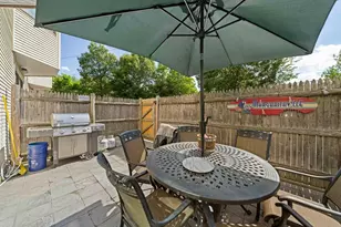 90 Sea St, Weymouth, MA 02191 - Photo 18