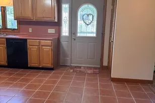 167 Townsend St, Fitchburg, MA 01420 - Photo 2