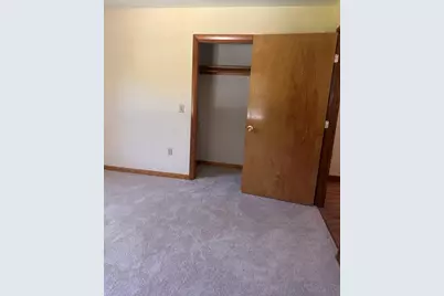 167 Townsend St #167, Fitchburg, MA 01420 - Photo 8