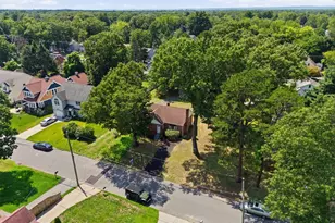 78 Wollaston St, Springfield, MA 01119 - Photo 34