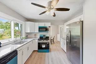 78 Wollaston St, Springfield, MA 01119 - Photo 12