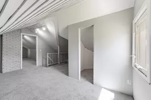 78 Wollaston St, Springfield, MA 01119 - Photo 20
