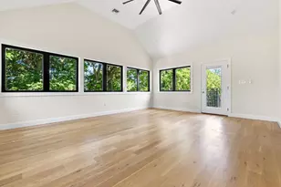 77 Farm St, Wakefield, MA 01880 - Photo 16