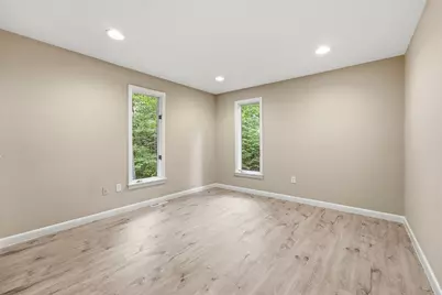 9 Flintlock Ln, Amherst, MA 01002 - Photo 18