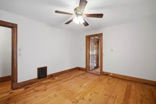 41 Cottage St, Amherst, MA 01002 - Photo 24