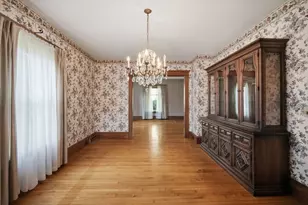 41 Cottage St, Amherst, MA 01002 - Photo 8