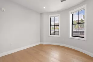 32 Orkney Rd, Boston, MA 02135 - Photo 14