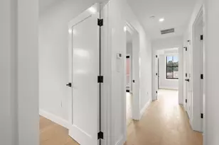 32 Orkney Rd, Boston, MA 02135 - Photo 10