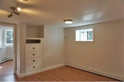 192 Central St #B, Somerville, MA 02145 - Photo 4