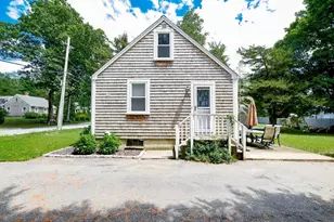 30 Park St, Mattapoisett, MA 02739 - Photo 2