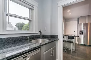 38 Bennett St, Waltham, MA 02453 - Photo 12