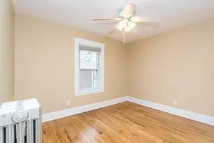 38 Bennett St, Waltham, MA 02453 - Photo 4