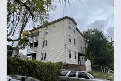 175 Grattan, Chicopee, MA 01020 - Photo 4