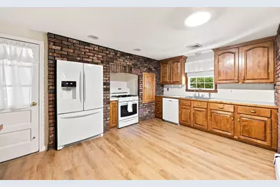 81 Warren Rd, Townsend, MA 01469 - Photo 4