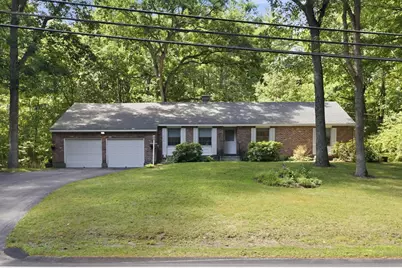 81 Warren Rd, Townsend, MA 01469 - Photo 1