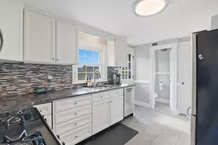 873 E Squantum St, Quincy, MA 02171 - Photo 6