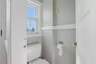 873 E Squantum St, Quincy, MA 02171 - Photo 12
