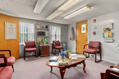 84 Pearl St #1F, Stoughton, MA 02072 - Photo 2