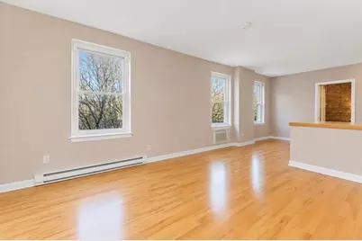 32 Fleet St #7, Boston, MA 02113 - Photo 2