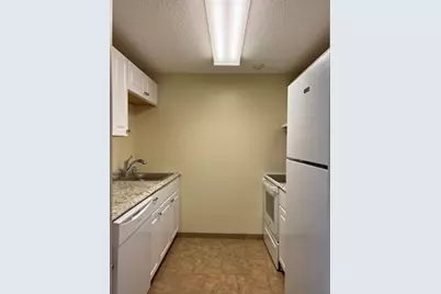 740 Farm Rd #110, Marlborough, MA 01752 - Photo 4