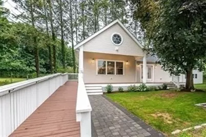 43 Stone St, Walpole, MA 02081 - Photo 2