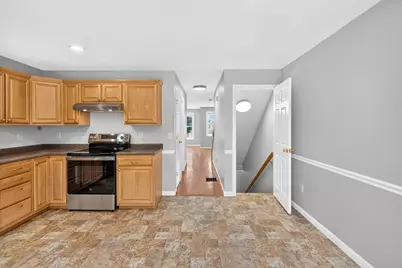5 Chandler Ct #A, Hudson, NH 03051 - Photo 8
