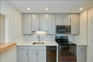 18 Pond St, Boston, MA 02130 - Photo 1