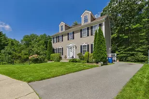 76 Erin Ct, New Bedford, MA 02745 - Photo 4