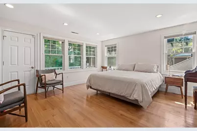 37-39 Beaconsfield Road, Brookline, MA 02445 - Photo 10